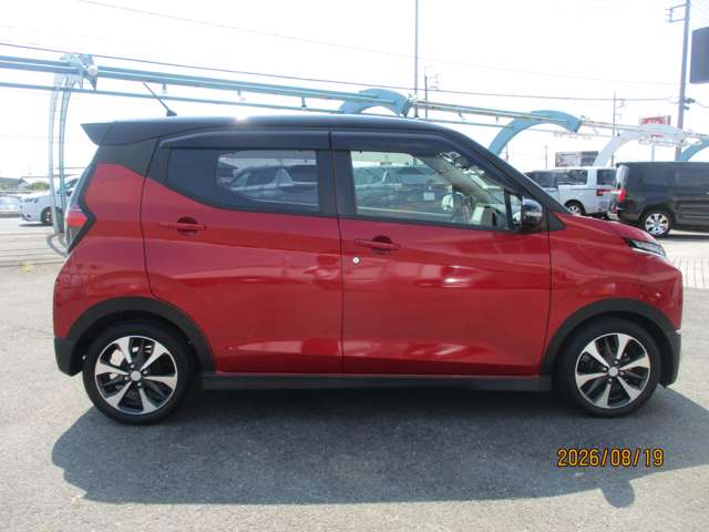 Mitsubishi eK X 9