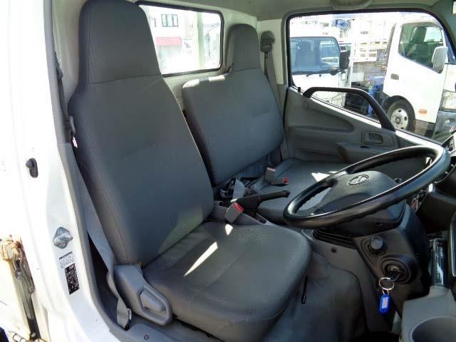 Hino Dutro 5