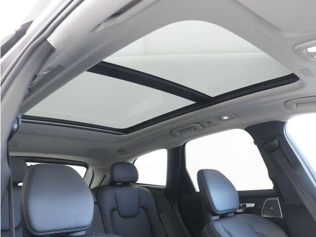 Volvo XC60 5
