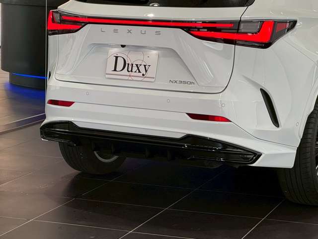 Lexus NX 9