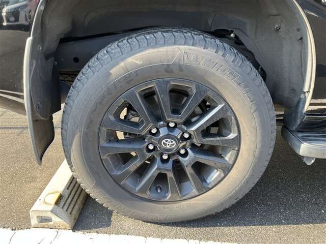 Toyota Land Cruiser Prado 9