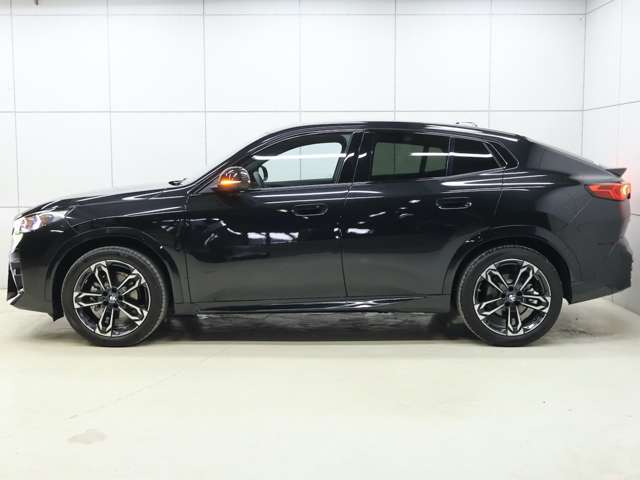 BMW X2 8
