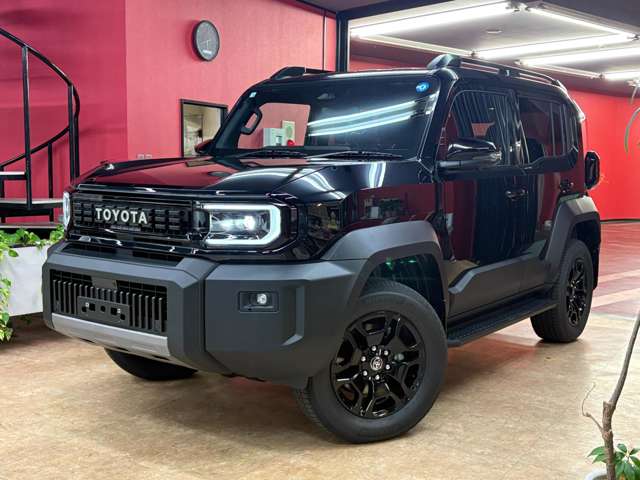 Toyota Land Cruiser FJ 2
