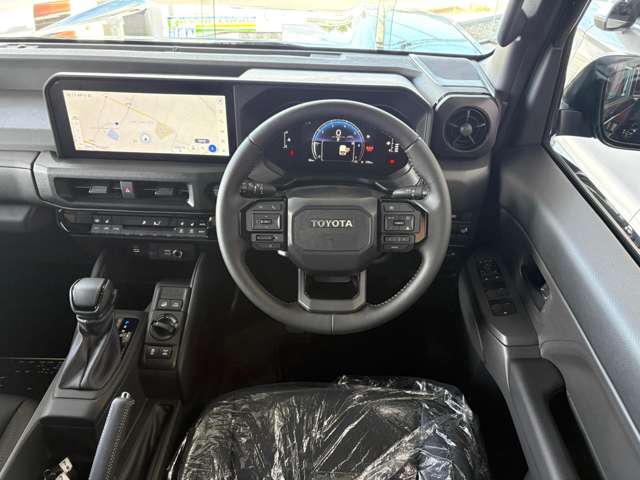 Toyota Land Cruiser FJ 5