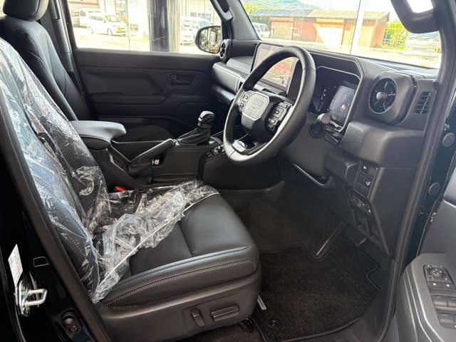 Toyota Land Cruiser FJ 6