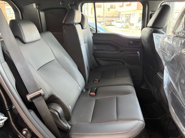 Toyota Land Cruiser FJ 8