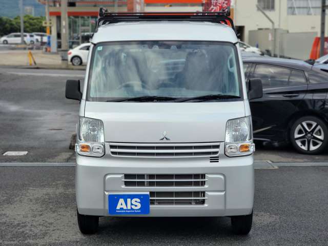 Mitsubishi Minicab Van 12