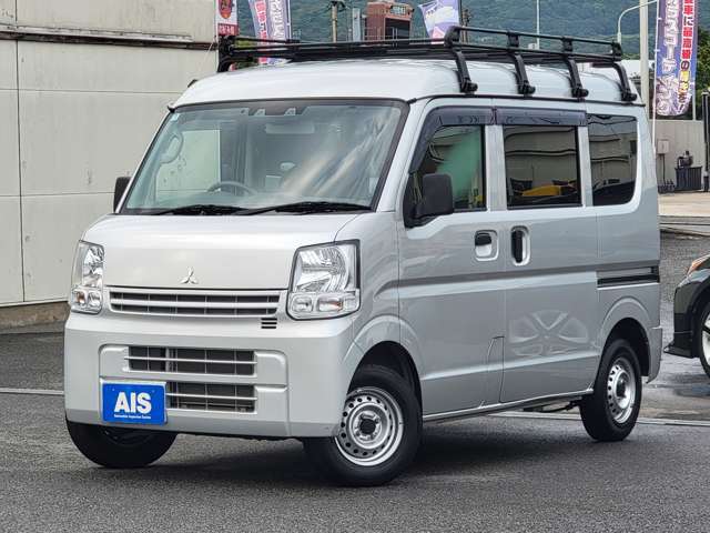 Mitsubishi Minicab Van 10