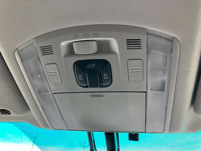 Toyota Vellfire 5