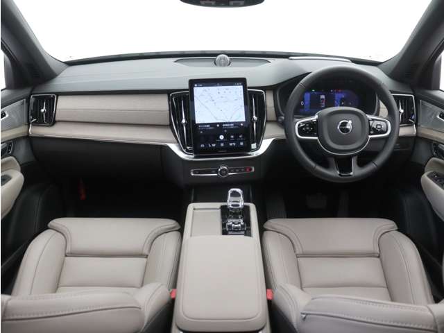 Volvo XC90 4