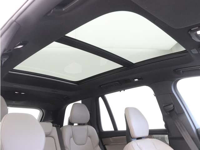Volvo XC90 5