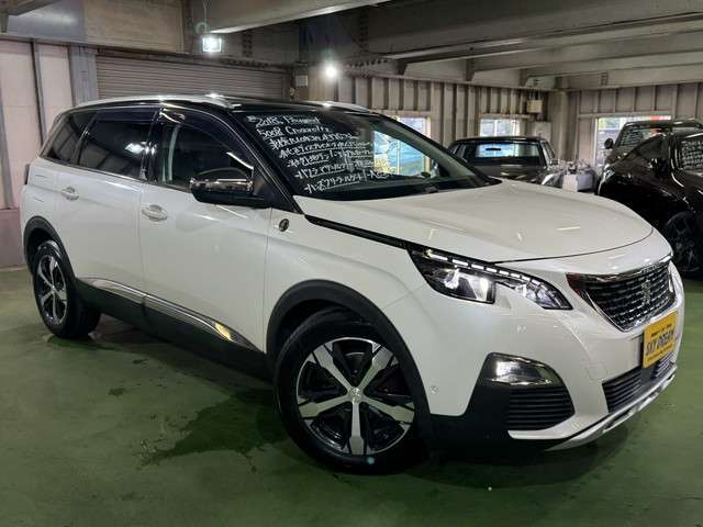 Peugeot 5008 8