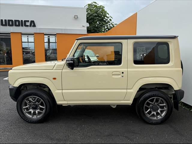 Suzuki Jimny 11