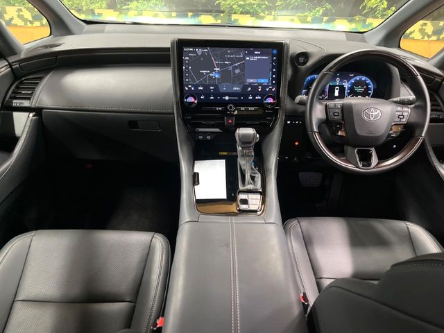 Toyota Alphard 2