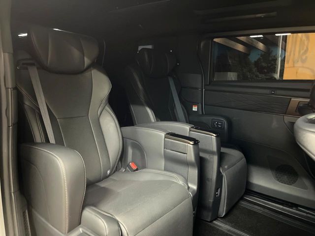 Toyota Alphard 10