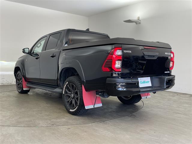 Toyota Hilux 3