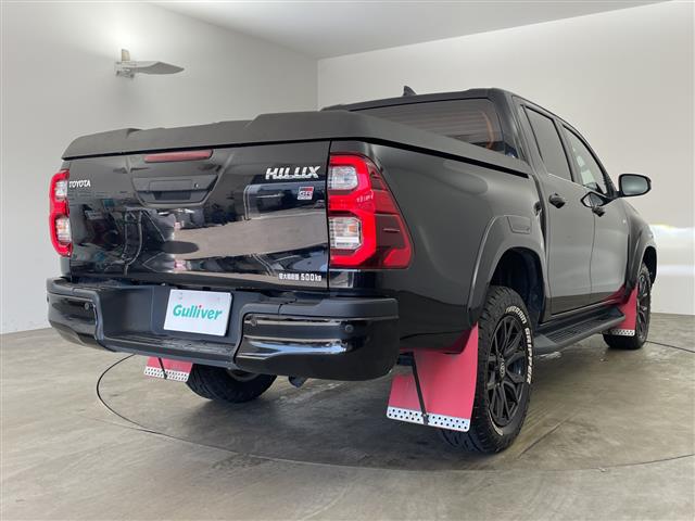 Toyota Hilux 5
