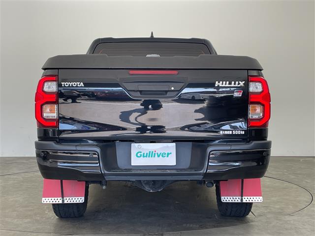 Toyota Hilux 7