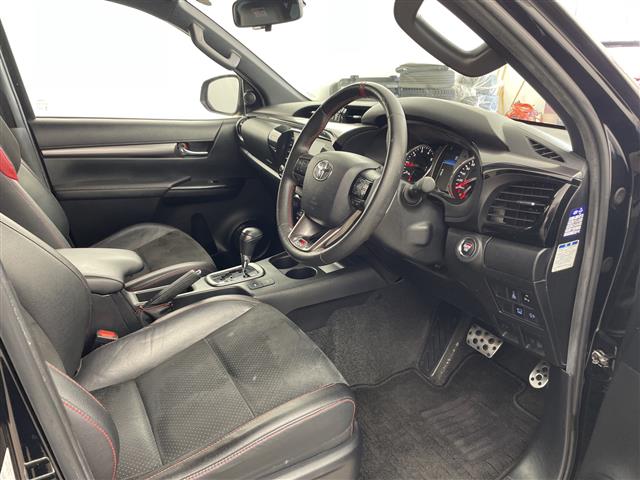 Toyota Hilux 10