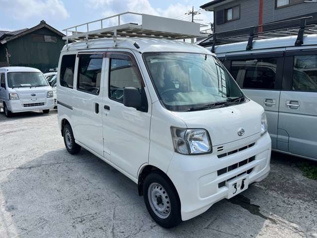 Daihatsu Hijet Cargo 3