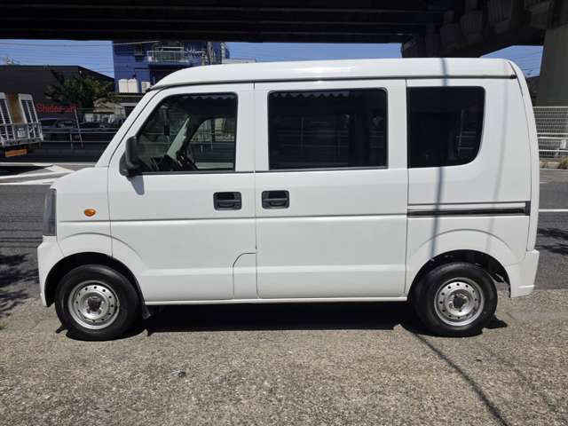 Mitsubishi Minicab Van 3