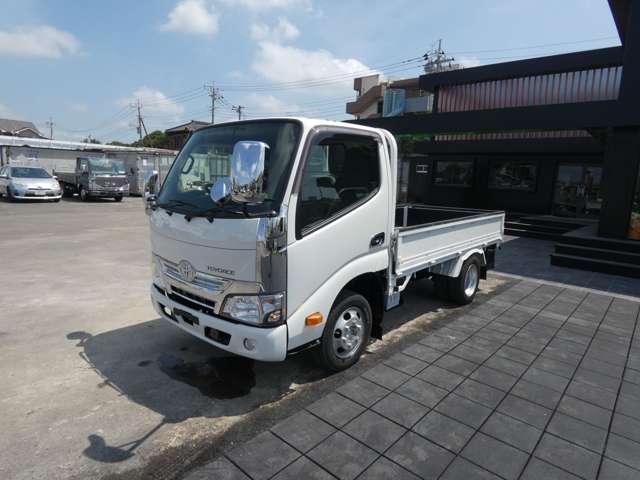 Toyota Toyoace 4