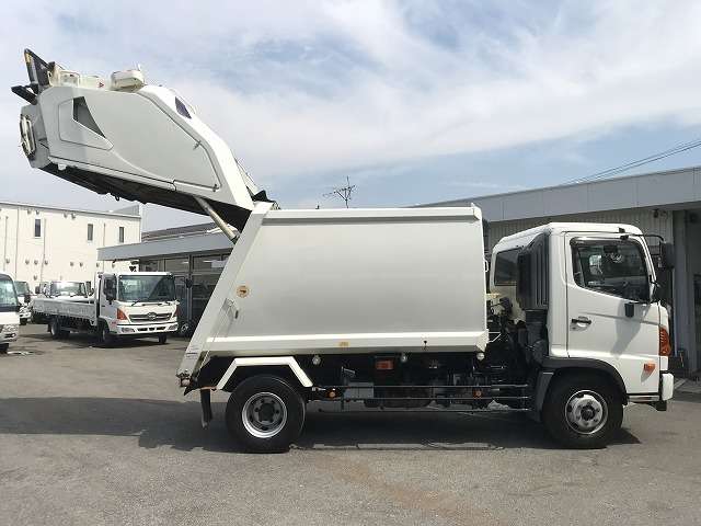 Hino Ranger 12