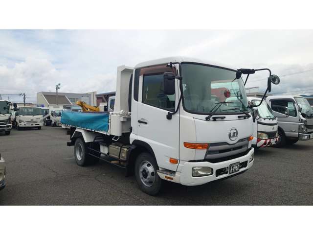 UD Trucks Condor 4