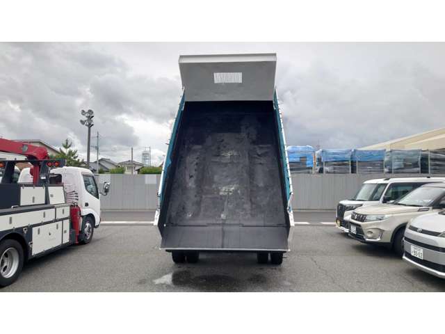 UD Trucks Condor 10