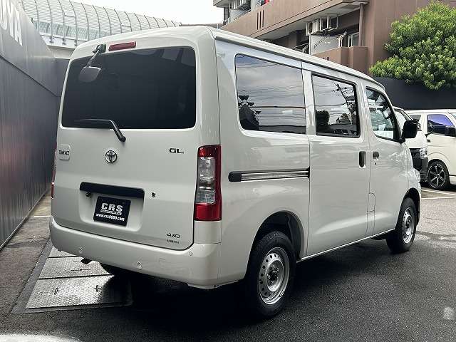 Toyota Town Ace Van 10