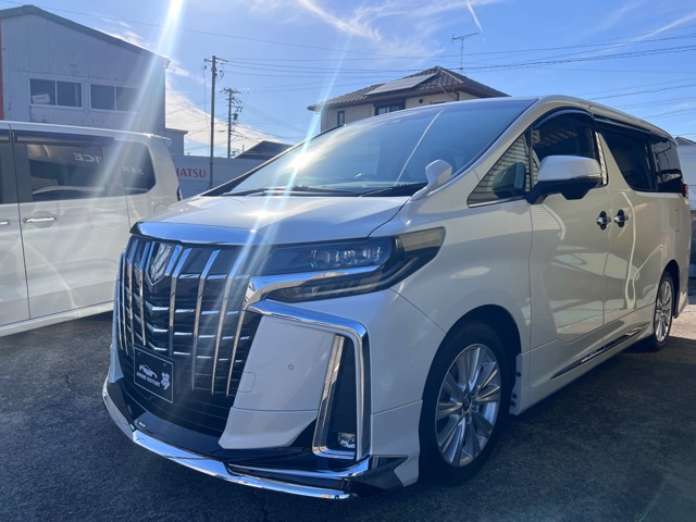 Toyota Alphard 2