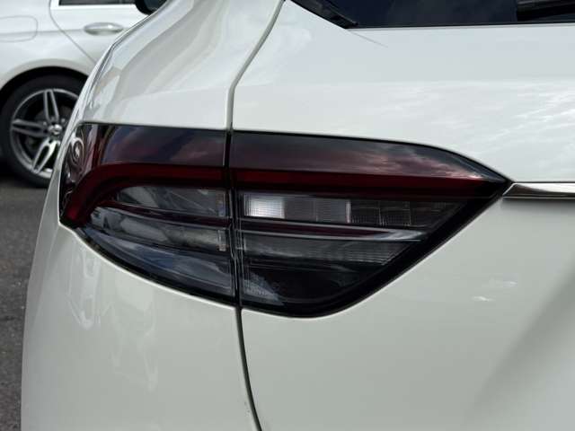 Maserati Levante 12