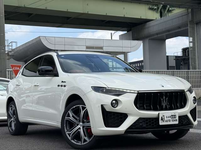 Maserati Levante 3