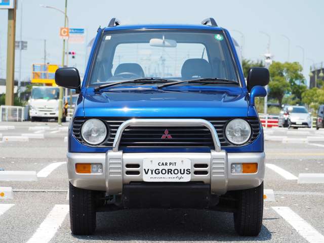Mitsubishi Pajero Mini 4