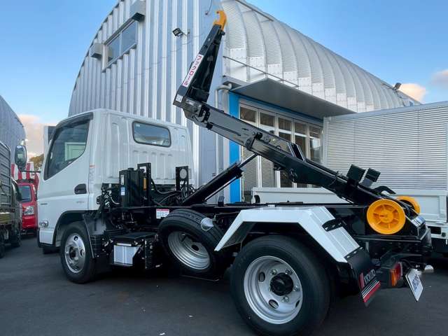 Mitsubishi Fuso Canter 3