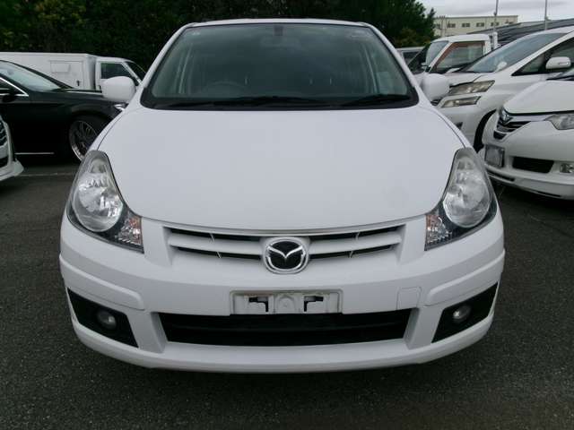 Mazda Familia Van 2