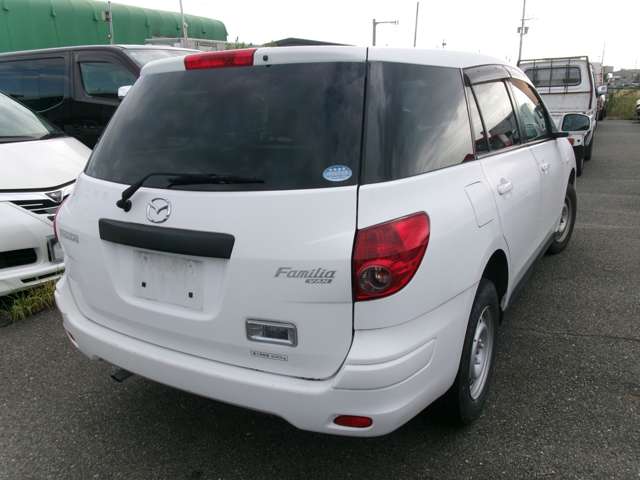 Mazda Familia Van 6