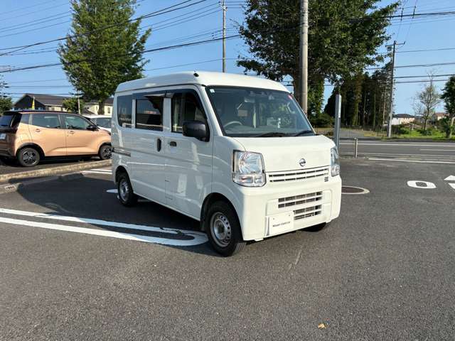 Nissan NV100 Clipper 11