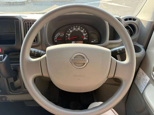 Nissan NV100 Clipper 6