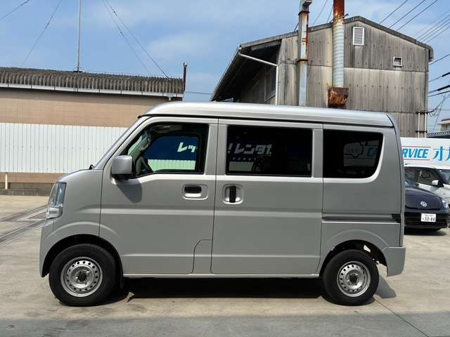 Nissan NV100 Clipper 7