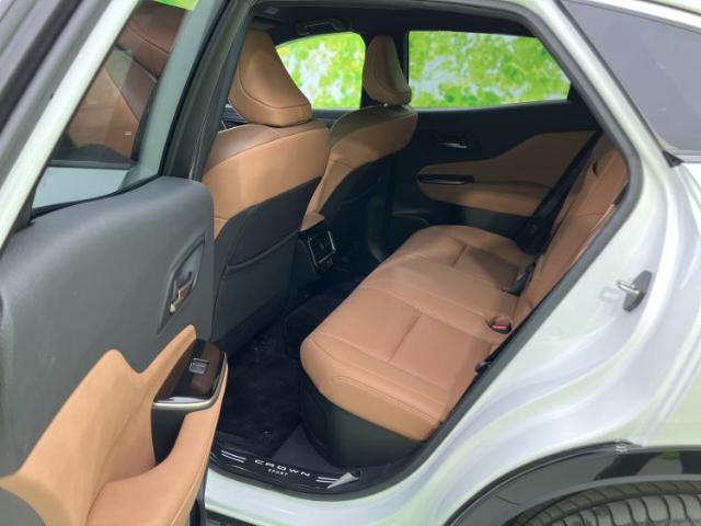 Toyota Crown Sport 9