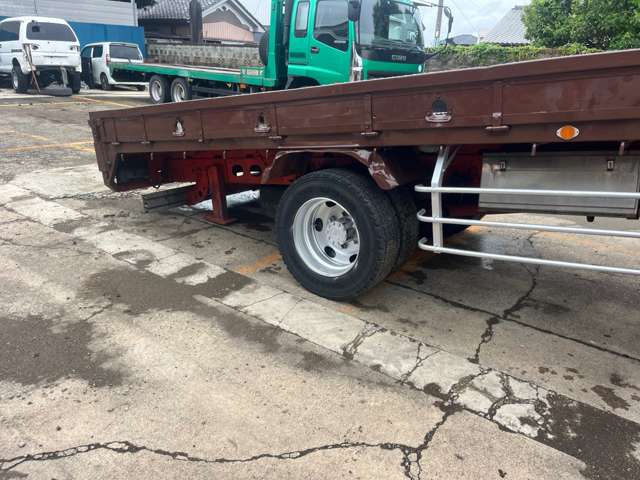 Isuzu Forward 11