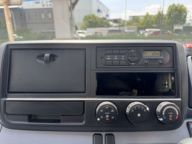 Mitsubishi Fuso Canter 12
