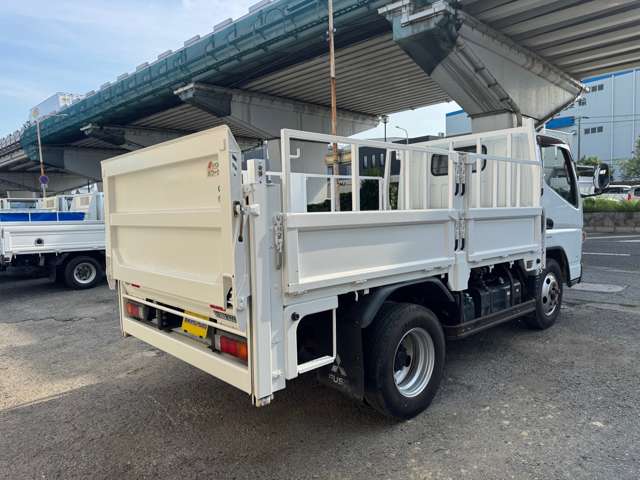 Mitsubishi Fuso Canter 7