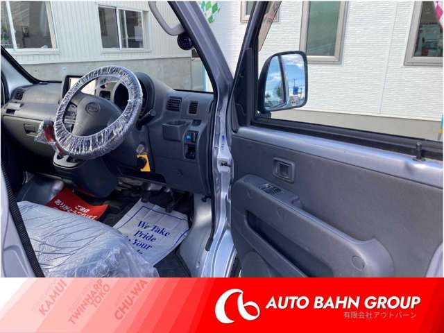 Daihatsu Hijet Deck Van 6