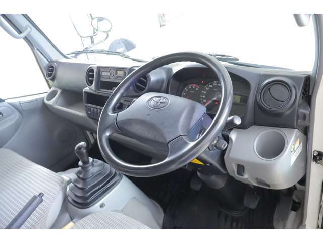 Toyota Toyoace 7