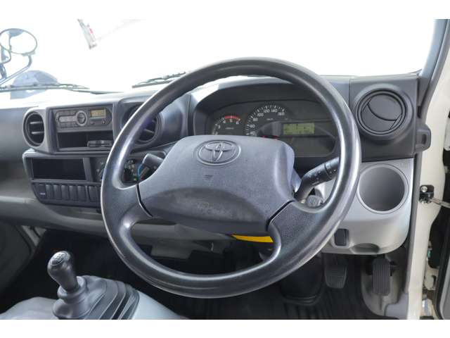 Toyota Toyoace 8
