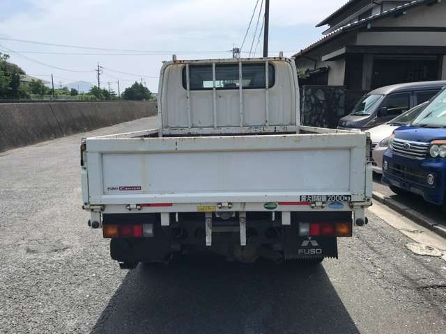 Mitsubishi Fuso Canter 8
