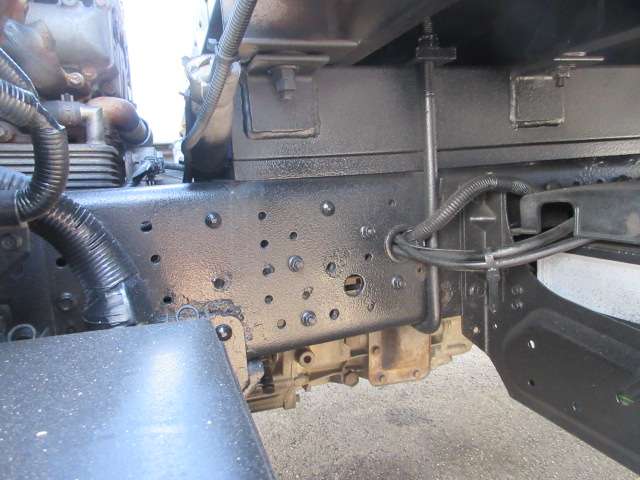 Mitsubishi Fuso Canter 10