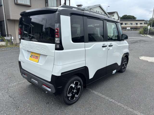 Mitsubishi Delica Mini 9